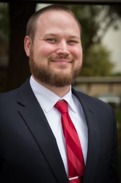 Justin-Tash family law attorney Justin Tash headshot